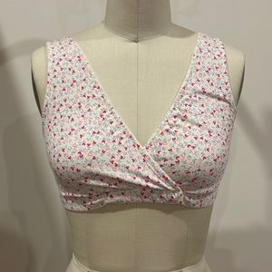 Motherhood Nursing Bra / size Small / like new
